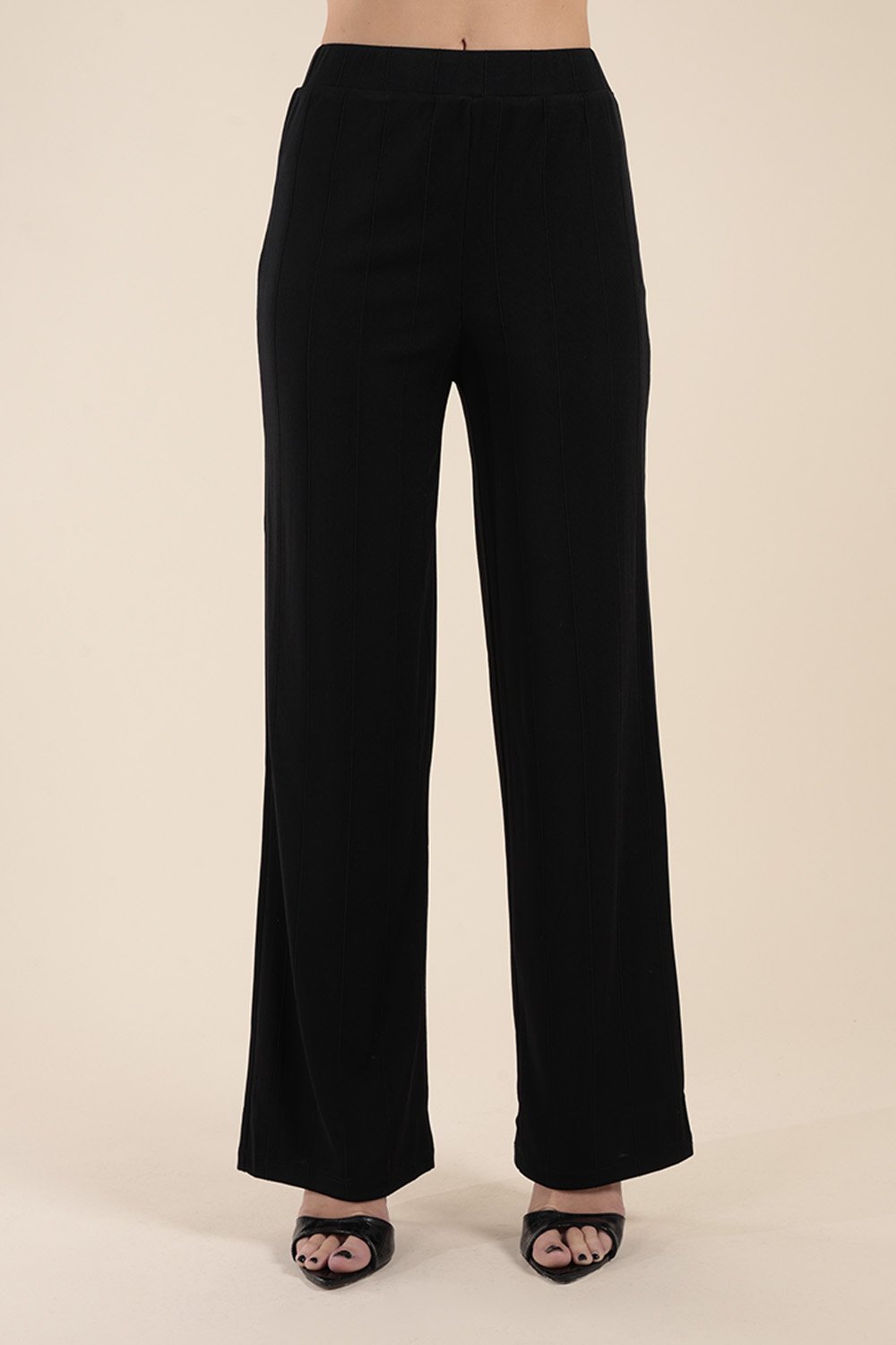 Monte Carlo Lounge Set in Black