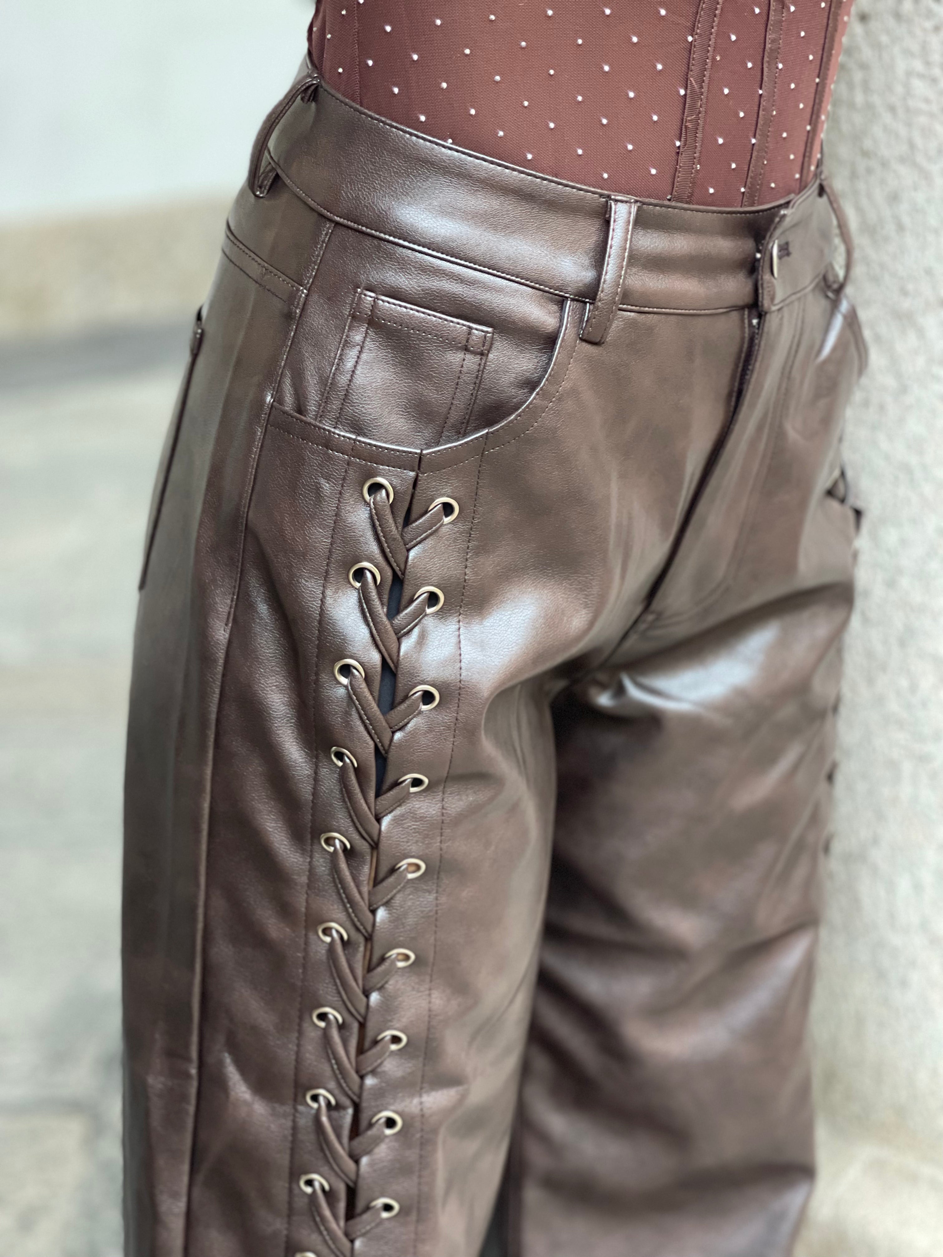 Pantaloni in Pelle Vegana Choco