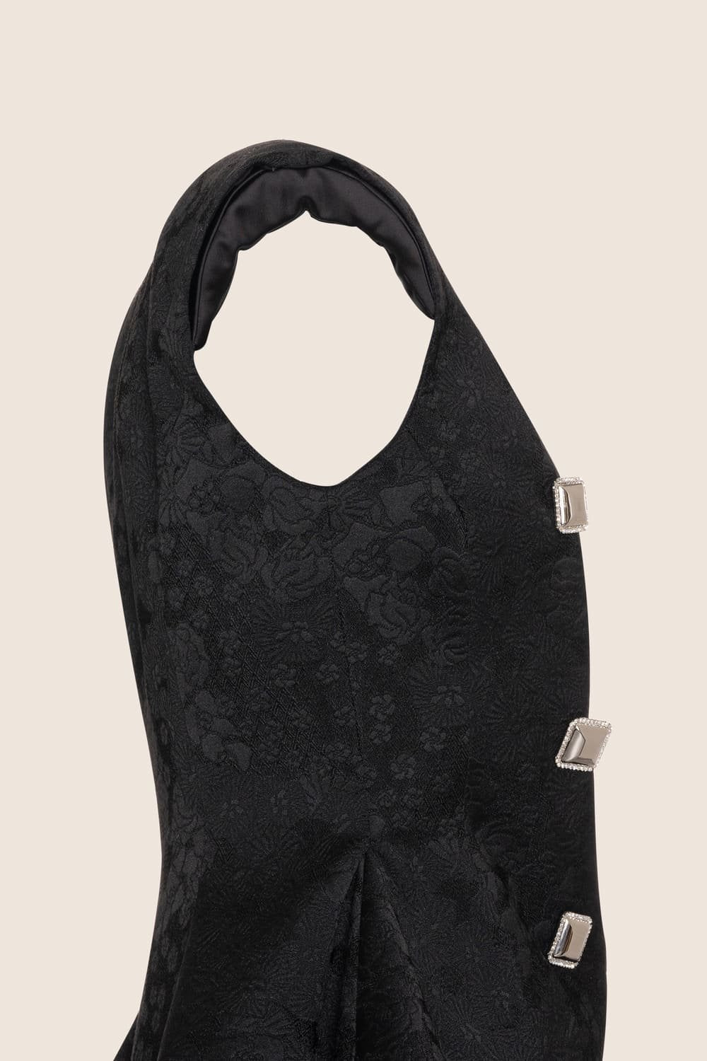 Black jacquard ruffled blazer