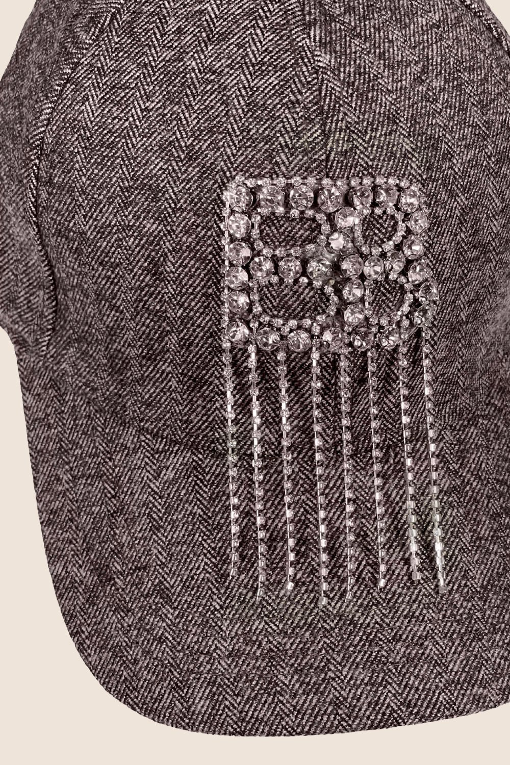 Cappellino da baseball in tweed grigio con cristalli
