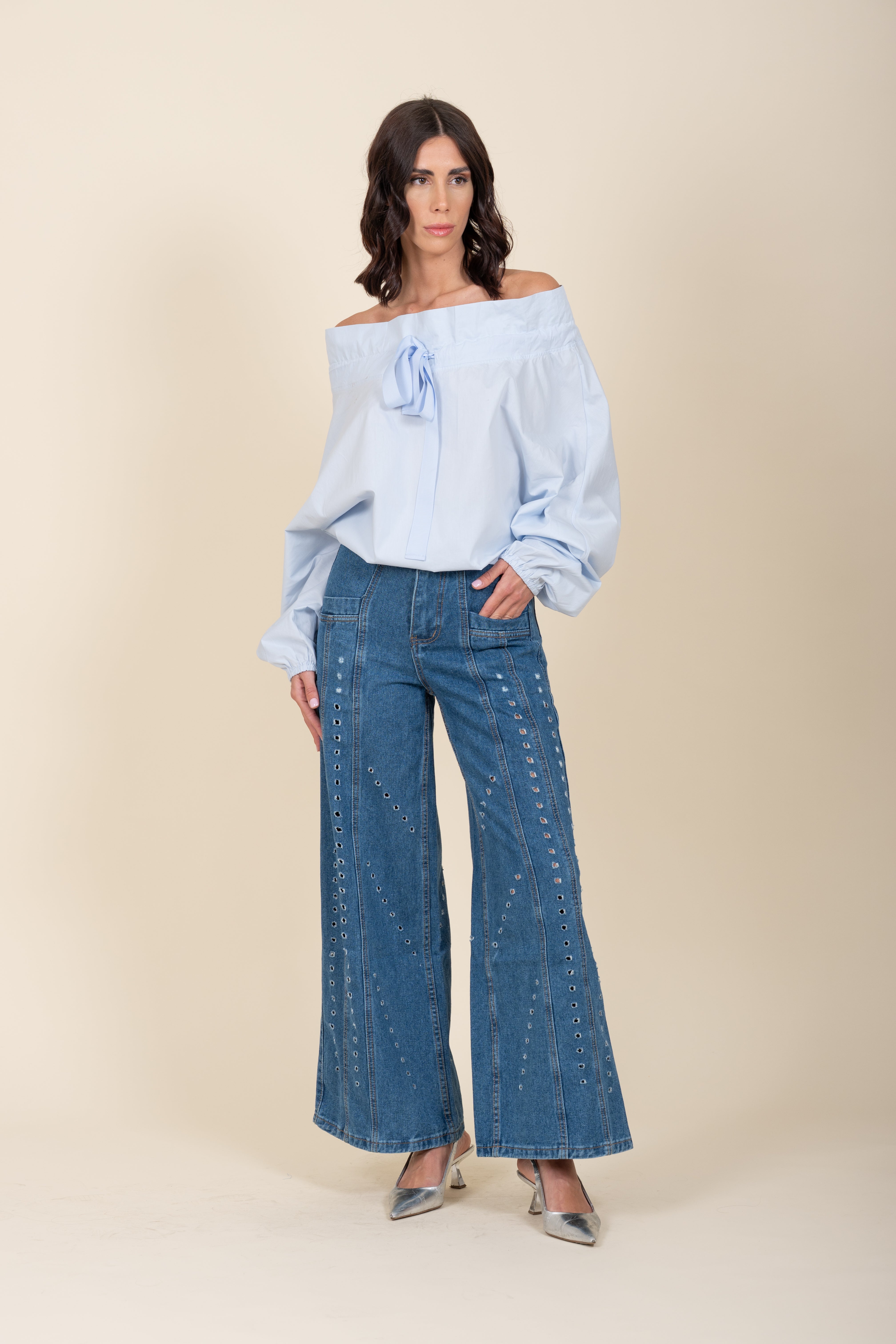 Perforated wide leg jeans
