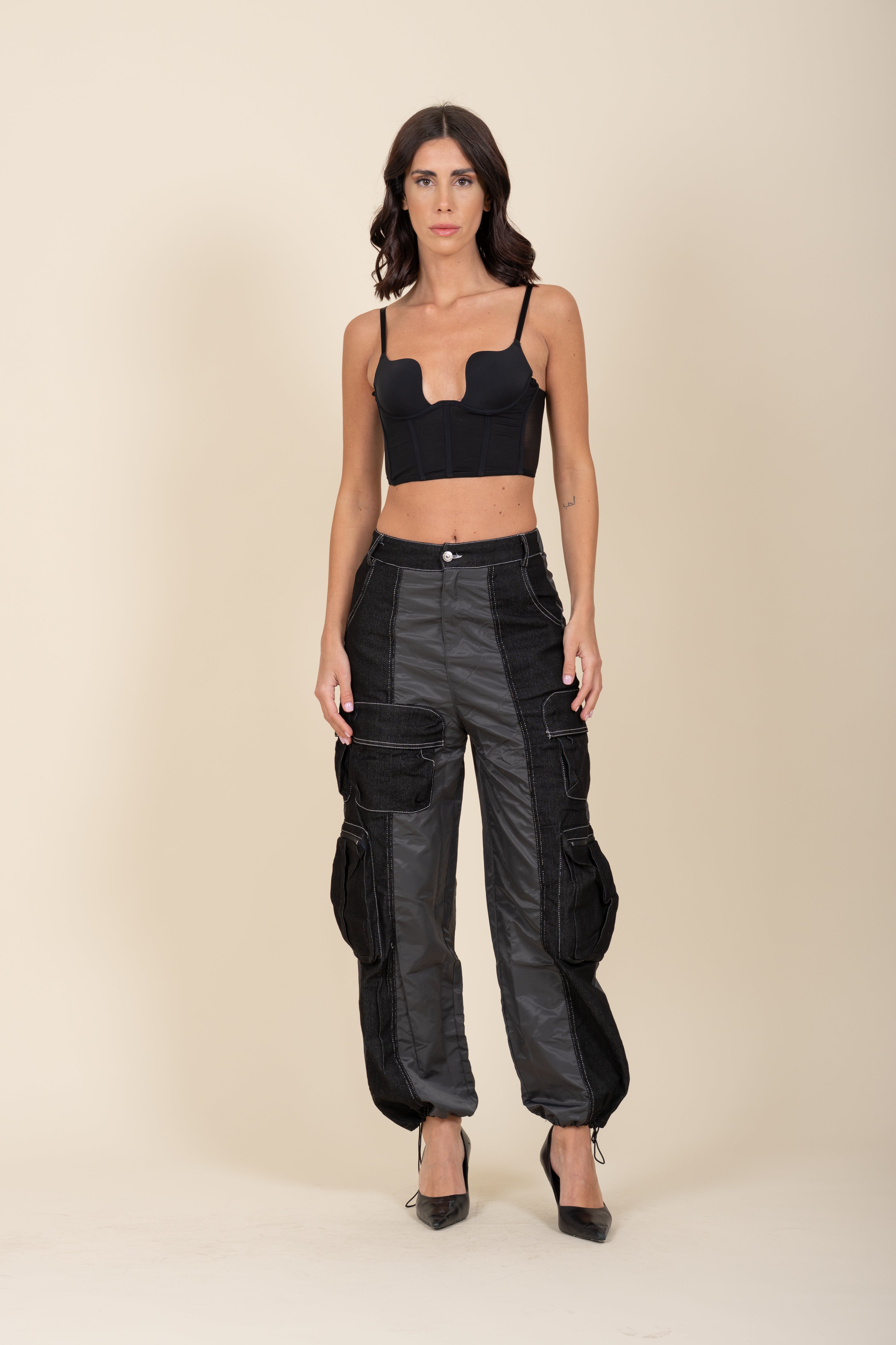 Black cargo with pockets