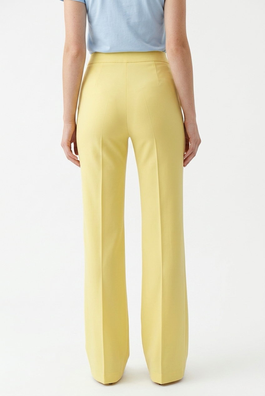 Double-Breasted Crepe suit with satin lapel Shiny Lemon