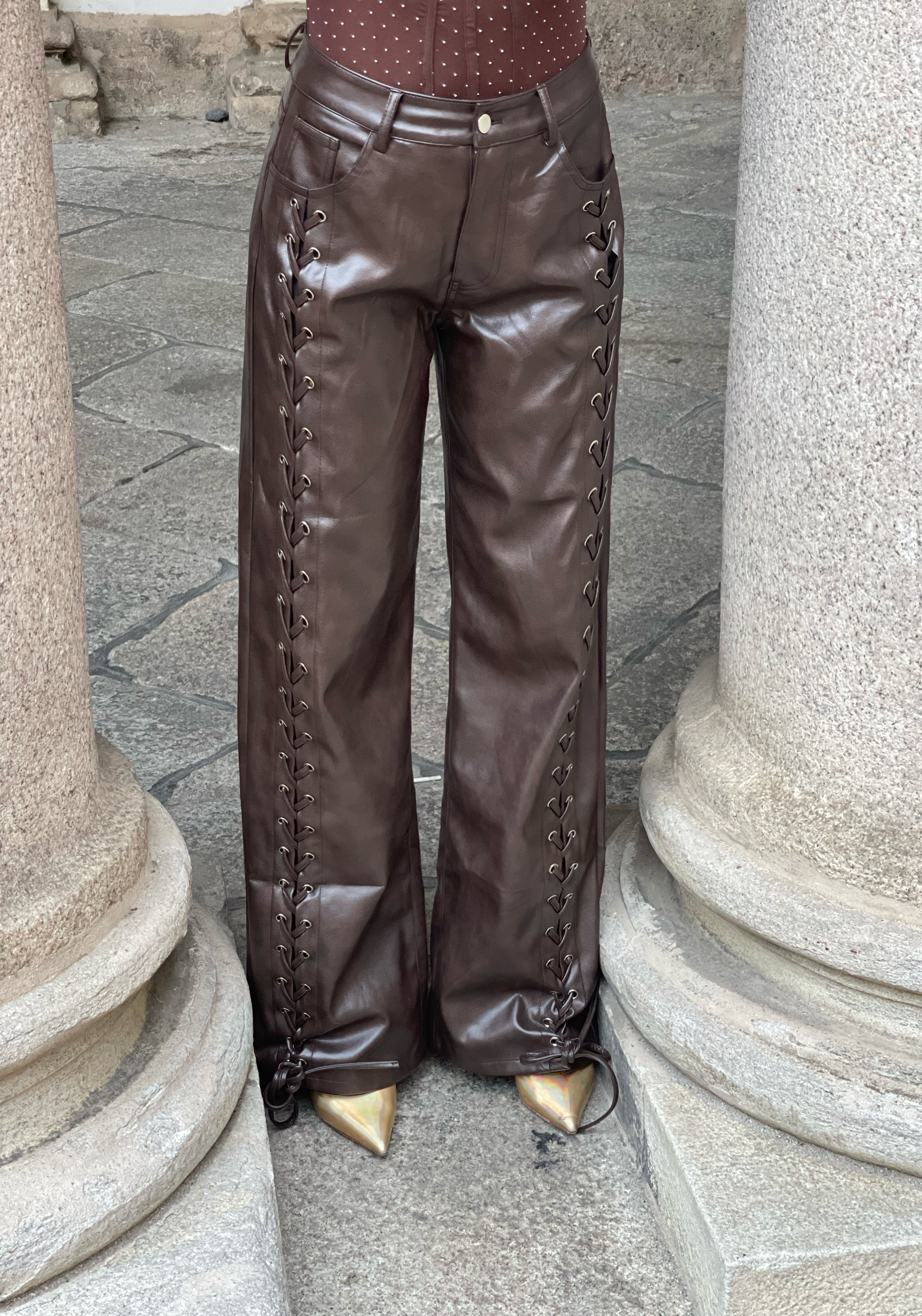 Pantaloni in Pelle Vegana Choco